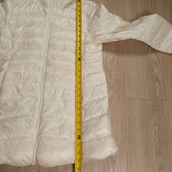 Uniqlo Ultra Light Down Hooded Jacket Womens Small White Packable Puffer Coat - Picture 10 of 13